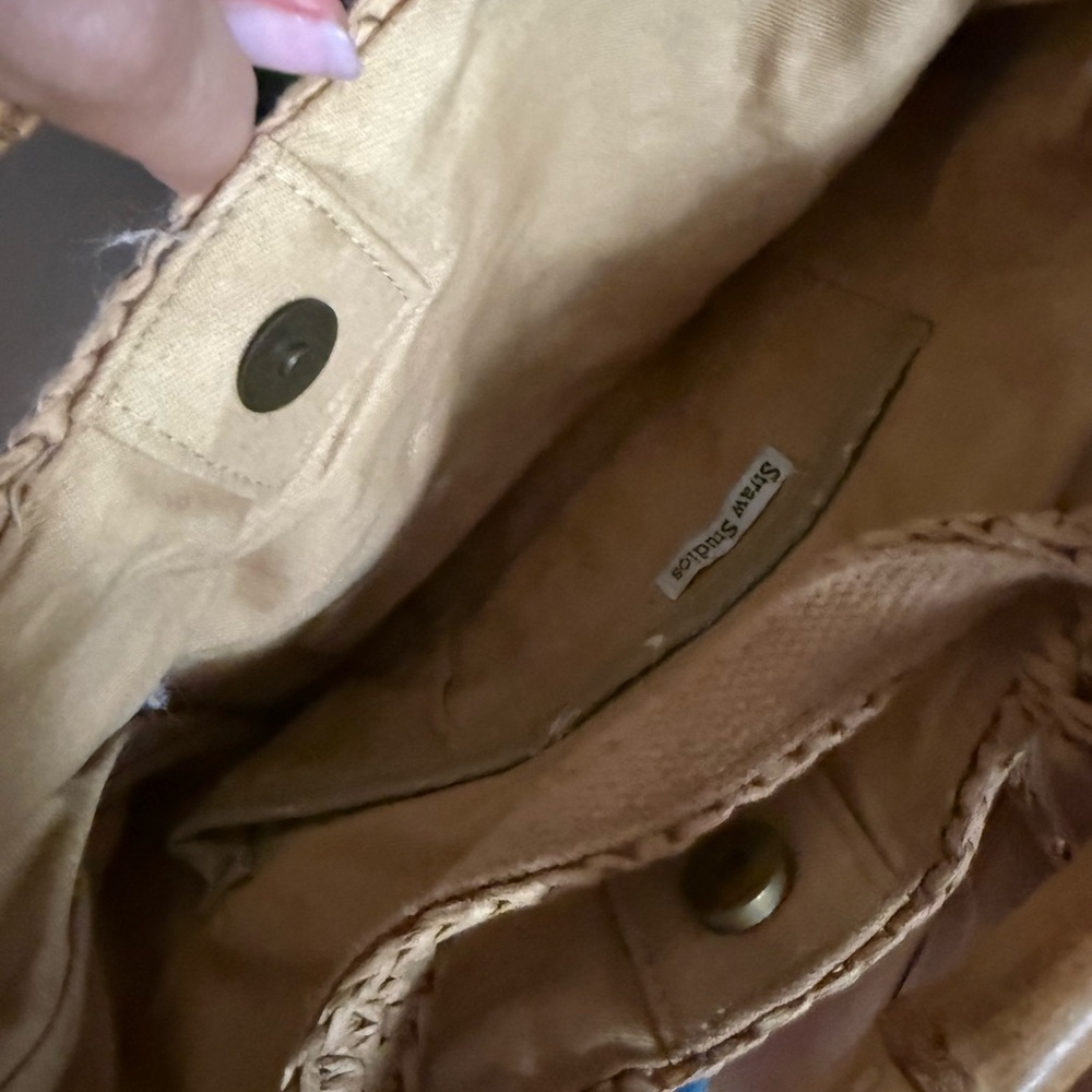 Straw studios Handcrafted Tan Woven Bag - Picture 4 of 4